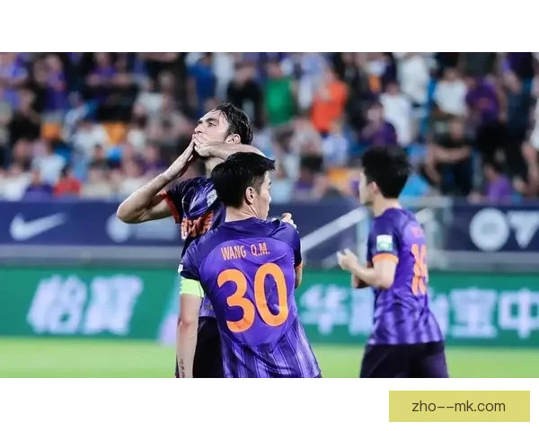 孔帕尼奥在天津津门虎锋线大放异彩进球数名列前茅成球队重要得分利器